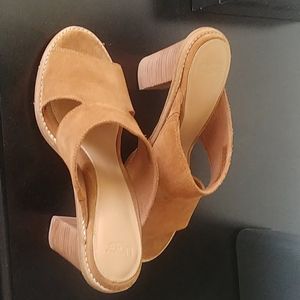 Ugg Cognac Suede stacked heel sandal